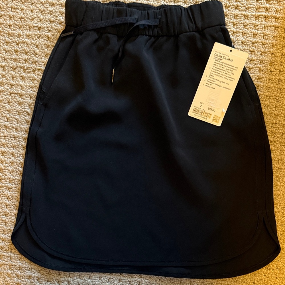 lululemon athletica Black Skirt (on the fly skirt)